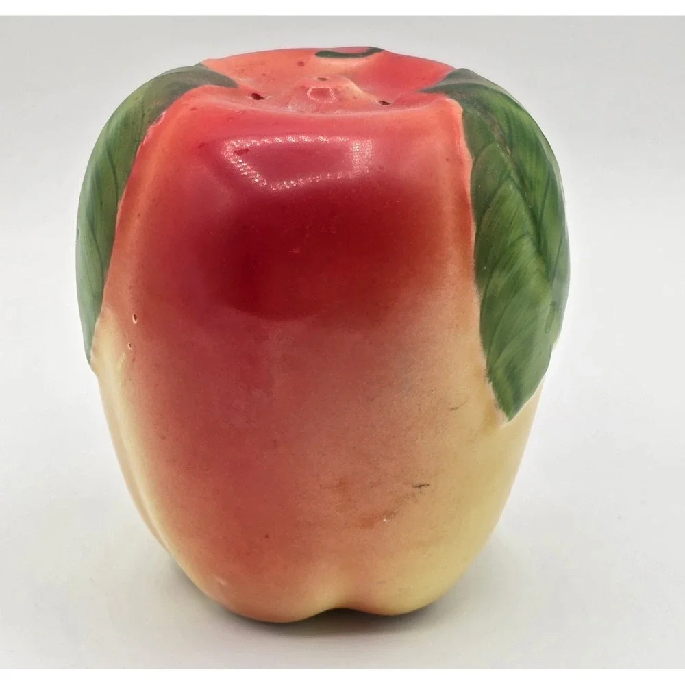 Vintage Hull Pottery Blushing Apple Salt Shaker  ‎ 3 1/2